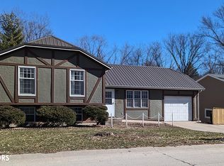 606 Winchester Dr, Ottumwa, IA 52501