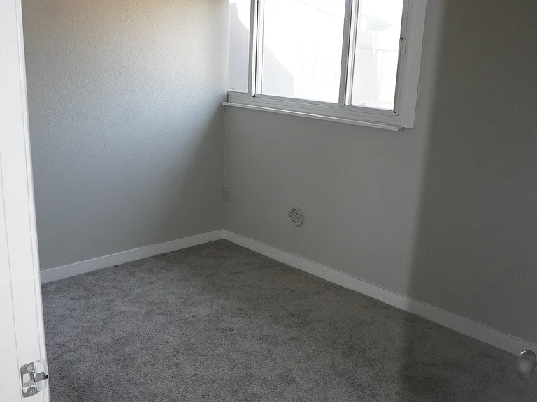 24404 15th Ave S — Photo 21