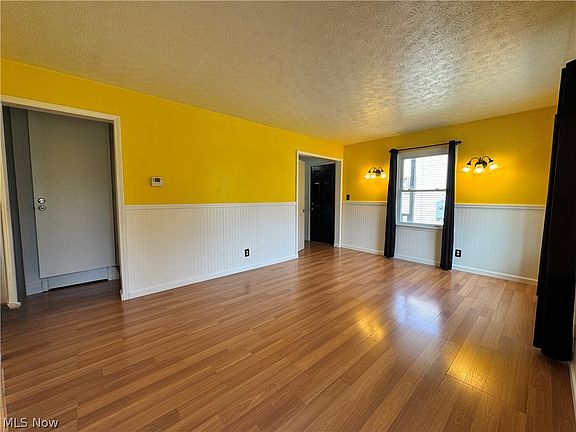 3rd image of 1905 Monticello Ave NW