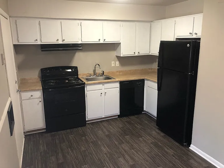 Willow Ridge Apartments — Photo 3