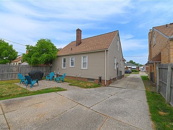5th image of 6309 Sunderland Dr