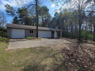 2180 Harwood Rd, Ionia, MI 48846