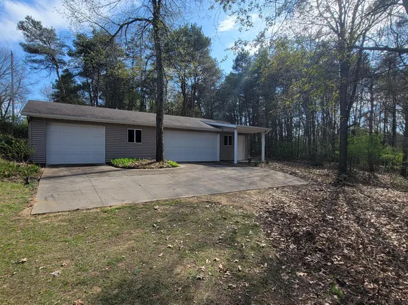 2180 Harwood Rd, Ionia, MI 48846