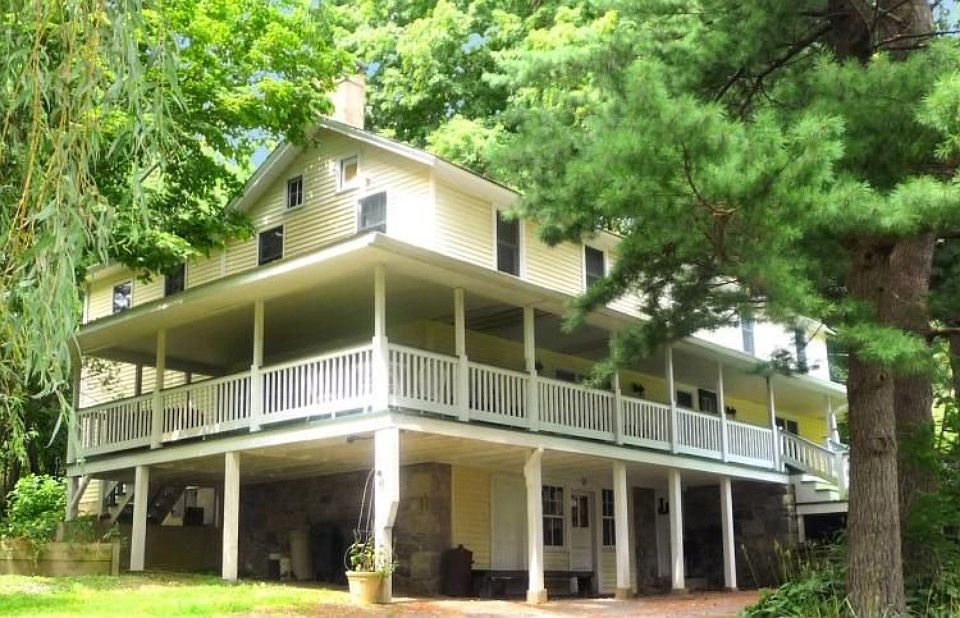 Charming 1775 Farm House