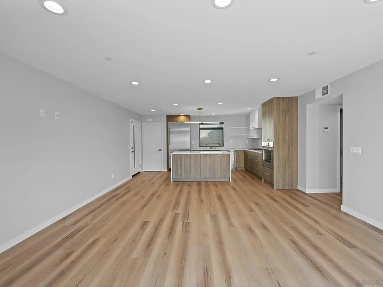 325 Citrus Ave #2 — Photo 19