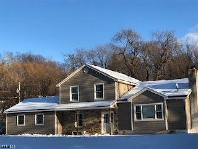 1st image of 41 Hillsdale Dr