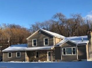41 Hillsdale Dr, Sussex, NJ 07461