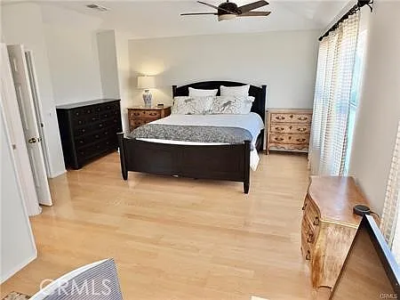 1566 Plymouth Ln — Photo 12