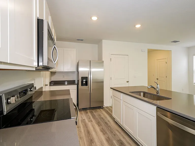 10583 Gentle Rain Dr — Photo 6