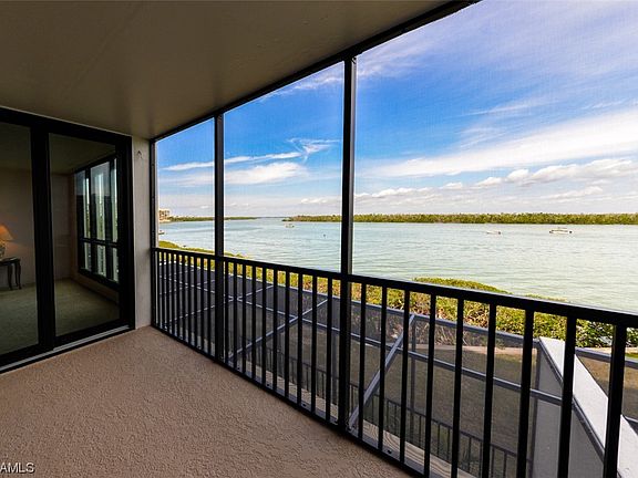 4th image of 4203 Bay Beach Ln #C-2