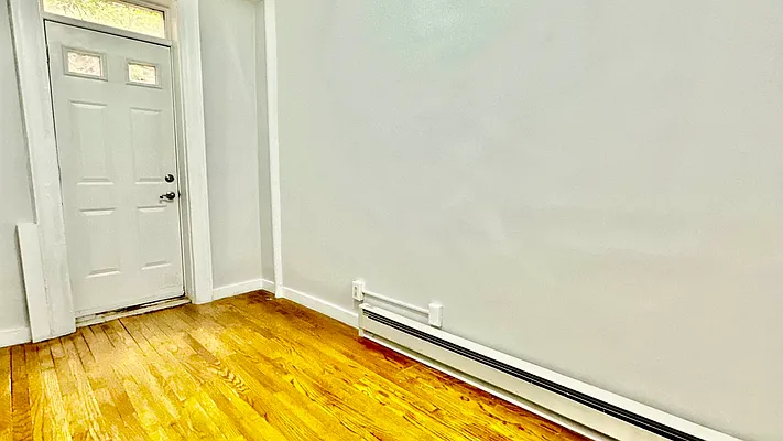 Rented by Aventana | media 7