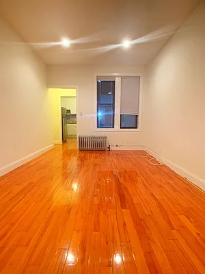 Rented by null | media 7