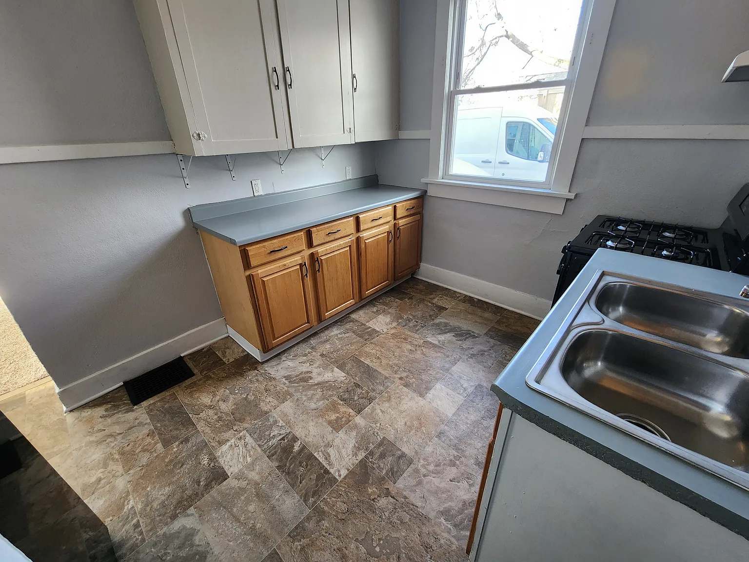 2 bed, 825 sqft, $800 — Photo 4