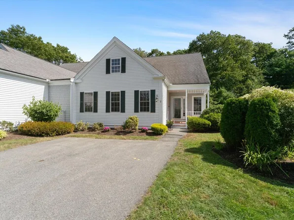2 Berrywood Court UNIT 2, Bourne, MA 02532