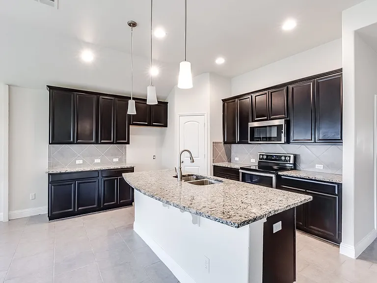 820 Vintage Way — Photo 13