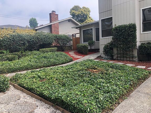 2nd image of 80 Maiden Ln