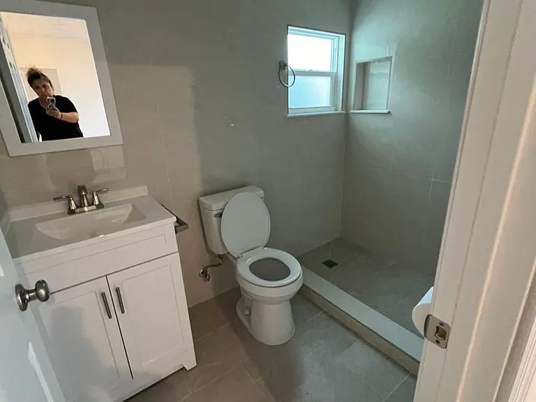 1811 Central Ave #3 — Photo 4