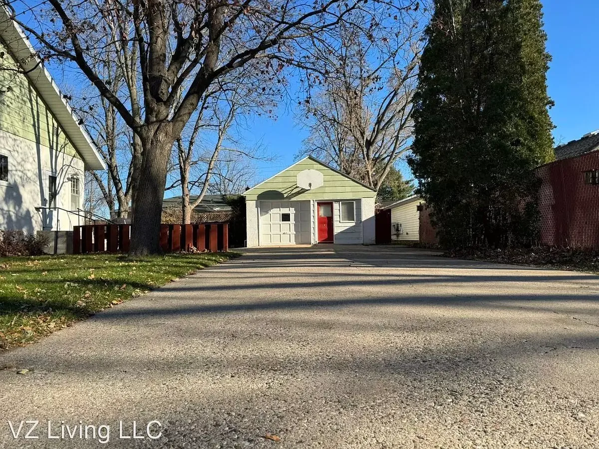 Building Photo - 4744 Bald Eagle Ave