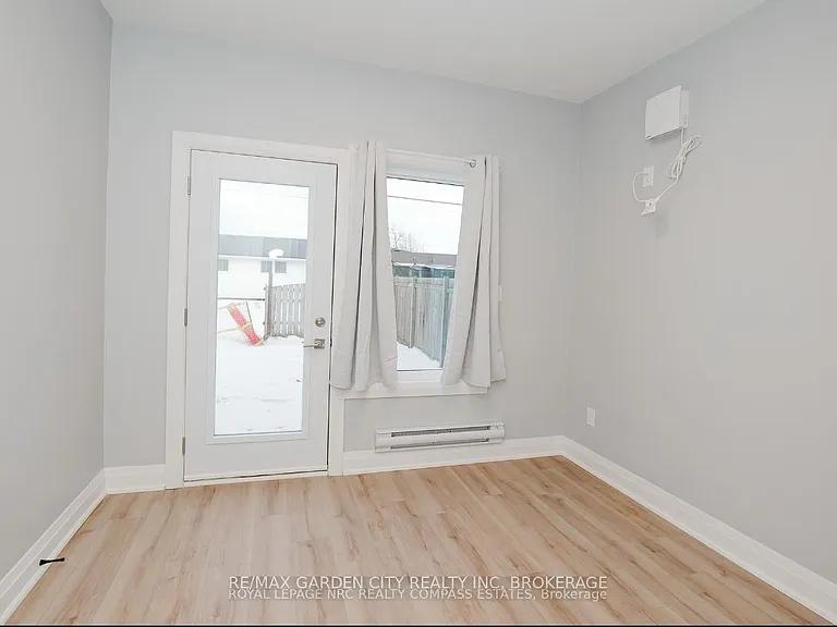 105 Southworth St N #105B — Photo 8