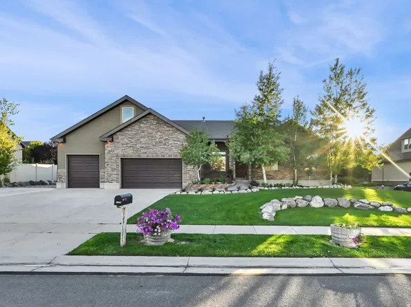 15596 S Broken Arrow Dr, Bluffdale, UT 84065