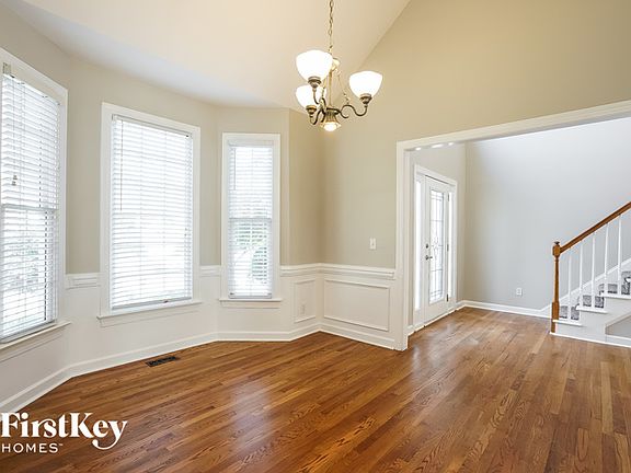 5th image of 311 Lucas Park Dr