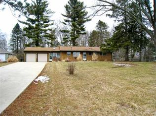 1688 Haslett Rd, Haslett, MI 48840