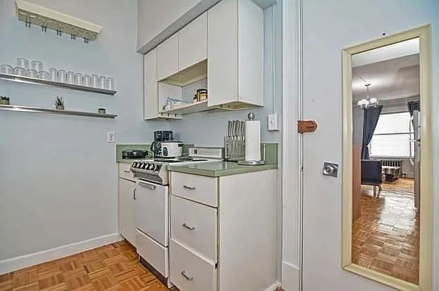 21 Beacon St #2J — Photo 12
