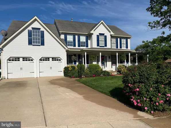 54 Red Bank Dr, Sicklerville, NJ 08081
