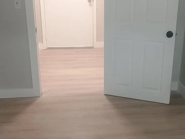 20 Hy Sil Ave #9 — Photo 8