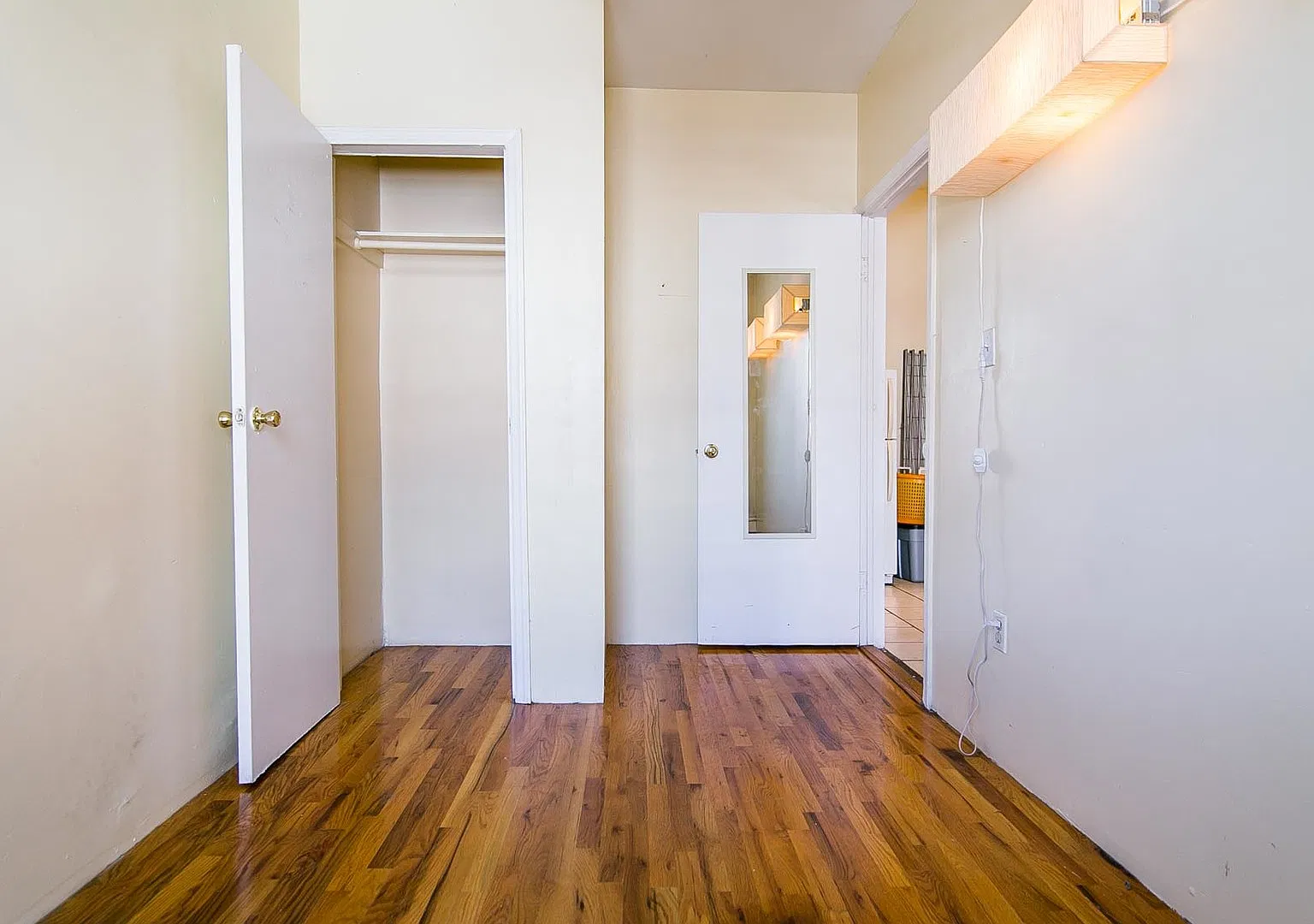 872 Dekalb Avenue — Photo 4