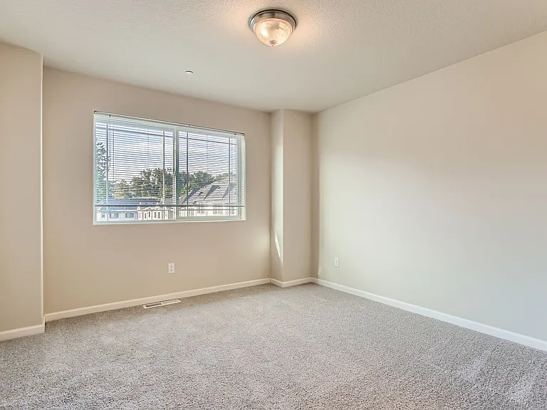 17067 SW Jean Louise Rd — Photo 19