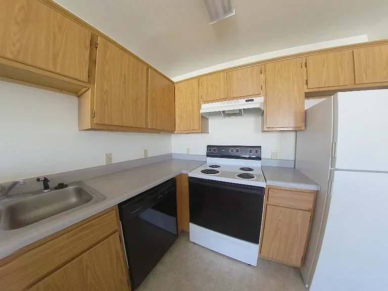 1754 River Rd #111-124-324 — Photo 18