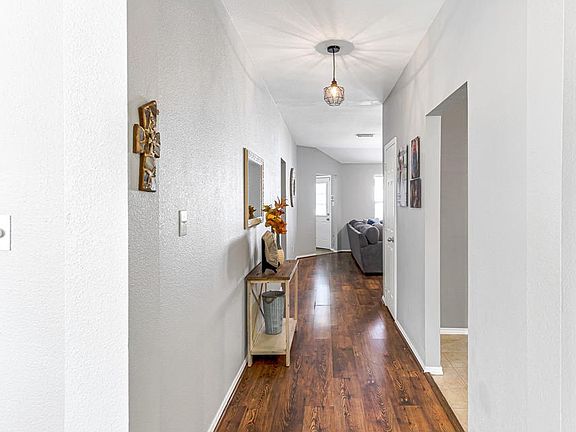 4th image of 11015 Pierce Valley Drive