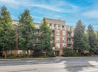 2511 Bloor St W #208, Toronto, ON M6S 5A6
