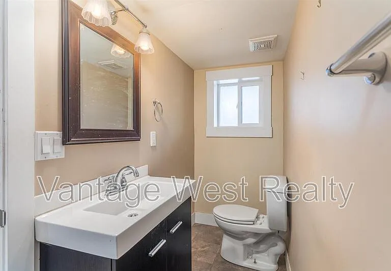 2 Martin Ave #815 — Photo 4