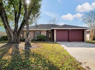 2705 Orion Dr, League City, TX 77573