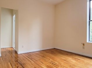 172 W 77th St APT 3B, New York, NY 10024