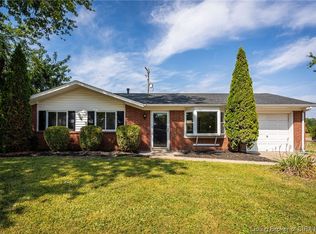 1111 Cottonwood Dr, Clarksville, IN 47129