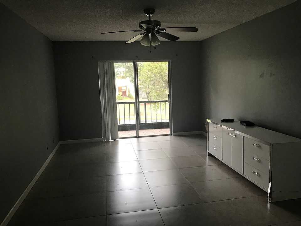 1st image of 4124 NW 88th Ave APT 202