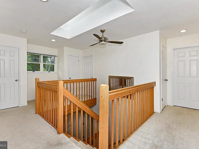 106 Washington Rd — Photo 14