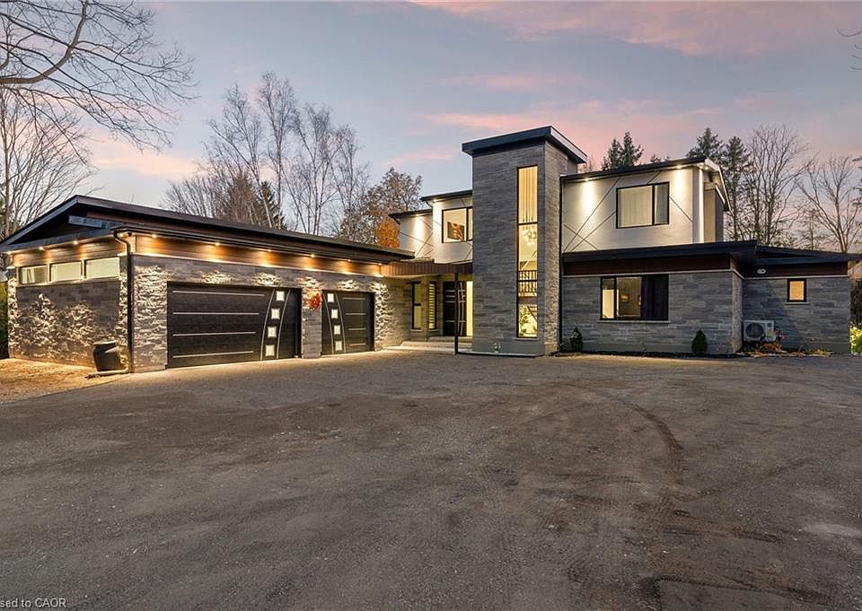 1st image of 6 Campbell Farm Rd