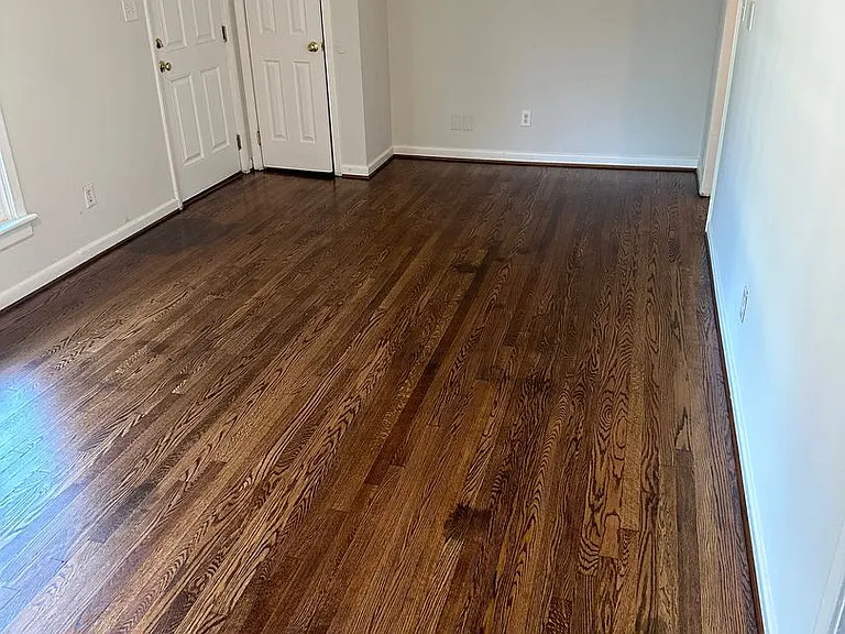 2213 Mendota Dr — Photo 13