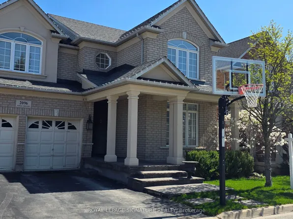 2096 Newell Cres, Burlington, ON L7L 7C2