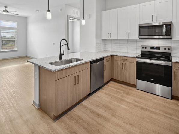 662 SE Becker Rd #4-301