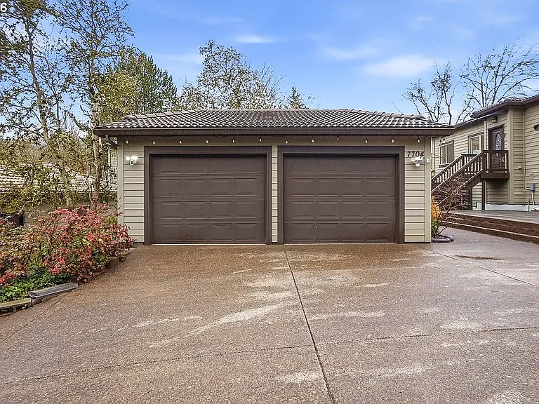 7704 SW Cresmoor Dr — Photo 9