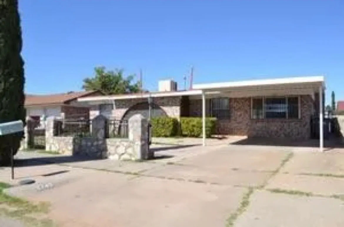 3 bed, 2.5 bath, 1510 sqft, $1,500 — Photo 3
