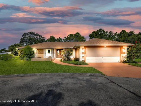 9075 Mazette Rd, Weeki Wachee, FL 34613