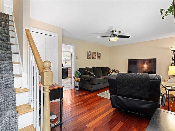 2nd image of 15 Orchard Ave #K