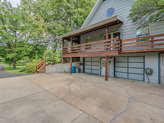 5th image of 11452 Lilac Ave