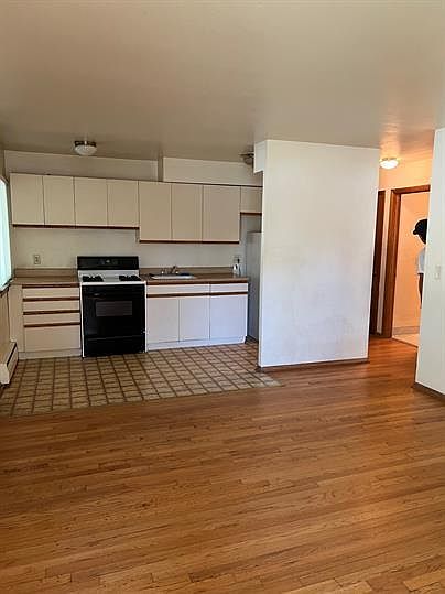 1st image of 3346 S Whitnall Ave #15461151
